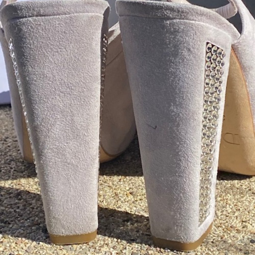 SOLD ❤️ DIOR Lavender Suede Crystal Embellished Platform - Picture 10 of 11
